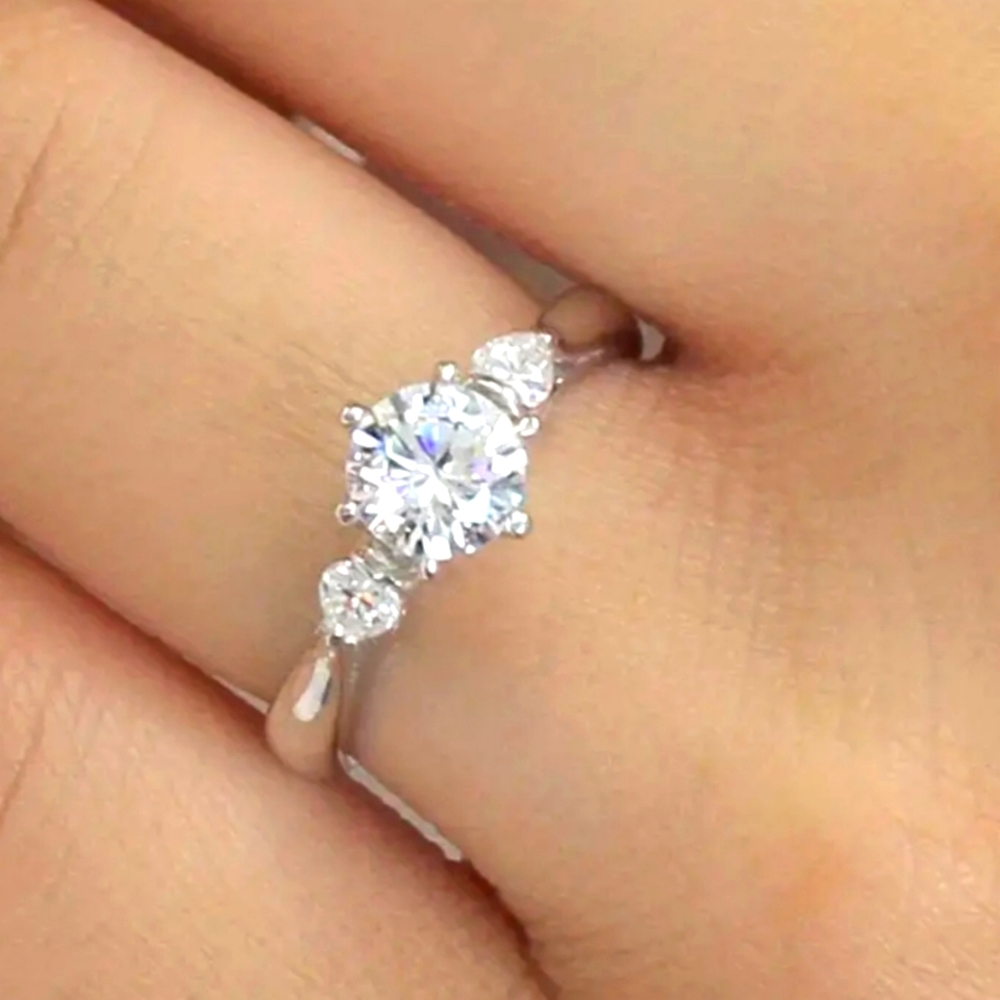 🆕️Zircon Engagement Ring 💍💎